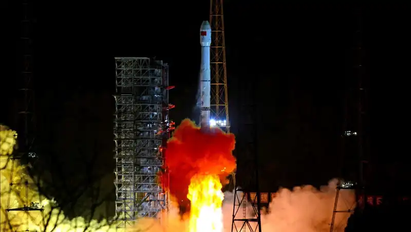 Çin, Tienvın-2 Keşif Aracını Uzaya Gönderdi: Asteroid Devrimi Mi Geliyor?