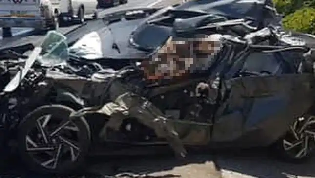 Şanlıurfa’da Otomobil Tankere Çarptı: Feci Kaza Sonucu 1 Ölü