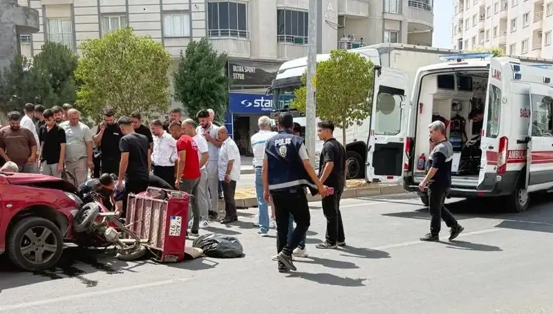 Mardin'de Trafik Kazası Sonucu İki Kişi Yaralandı: Detaylar Ortaya Çıktı