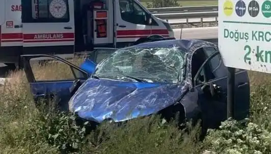 Kontrolden Çıkan Araç Takla Attı: Trafik Kazasında İki Yaralı