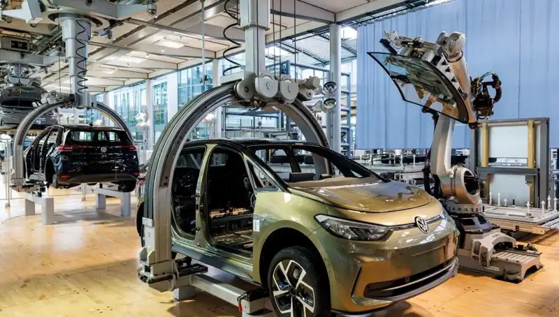 Volkswagen'den Uygun Fiyatlı Elektrikli Otomobil: Sektör Değişiyor!
