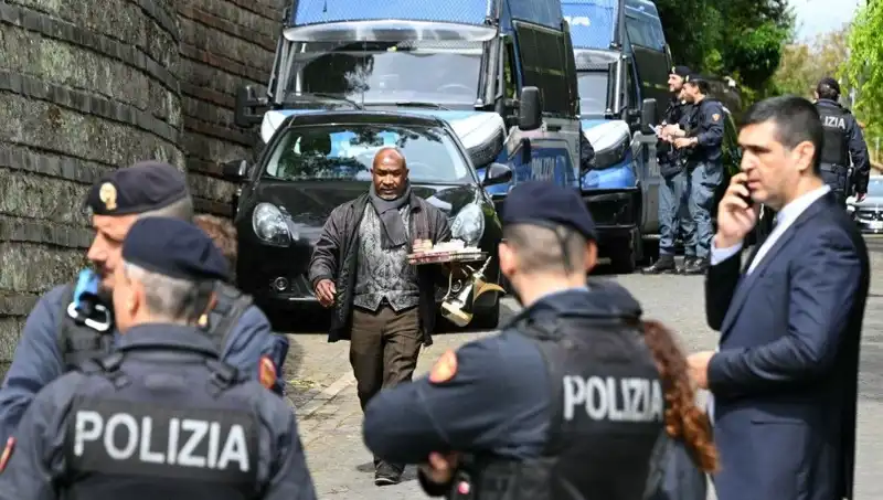 Nükleer Müzakerelerin Kalbi Roma'da Atıyor: İran ve ABD Çözüme Yaklaşıyor Mu?