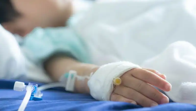 Tehlikeli Oyun: Mıknatıs Yutan 7 Yaşındaki Çocuk Hayata Dönüş Hikayesini Paylaşıyor