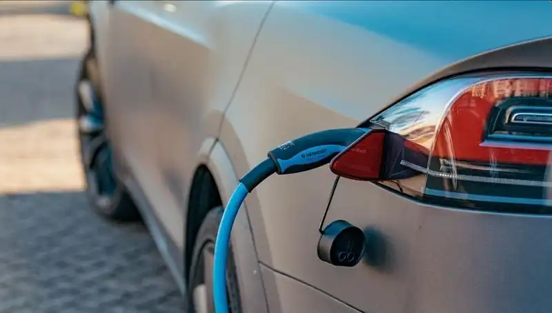 Elektrikli Araç Alımında Düşüş: Nedenleri ve Etkileri Nelerdir?