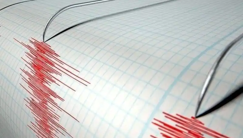 Akdeniz'de 3.8 Büyüklüğünde Deprem: Uzmanlar Ne Dedi?