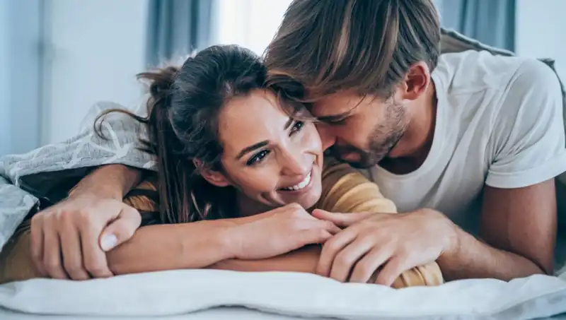 Eşinizle Aranızdaki Bağları Güçlendirecek 5 Gizemli Konu