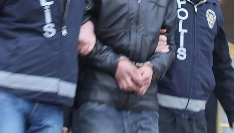 Kütahya'da Uyuşturucu Operasyonu: 5 Kişi Tutuklandı, Daha Fazlası Bekleniyor