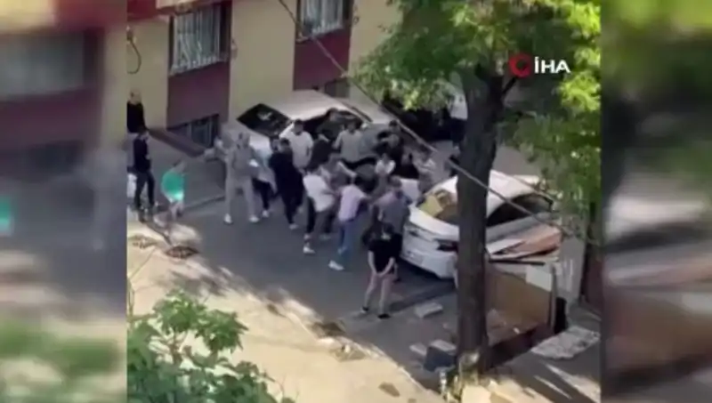 Madde Bağımlılığıyla Savaş: Narkotik Ekiplerinin Zorlayıcı Müdahalesi