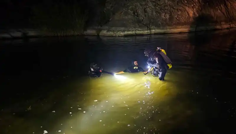 Çaya Düşen Kızını Kurtarmak İsterken Boğulan Baba: Tüyler Ürperten Olay