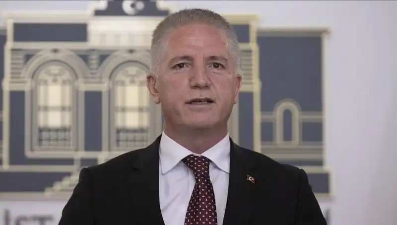 Vali Gül'ün Dolandırıcılık Uyarısı: Sahtekârlıkların Sonu Gelmiyor!